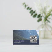 QR Code Fotograf Navy Blue Visitenkarte (Stehend Vorderseite)