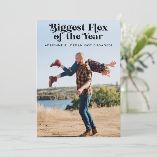 QR Code Funny Foto Verlobung Ankündigung (Stehend Vorderseite)