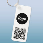 QR-Code für einfache Logos Schlüsselanhänger<br><div class="desc">Fügen Sie Ihr eigenes Logo und QR-Code zu diesem auffallenden minimalistisch beruflichen Design hinzu. Ideal für Mitarbeitermarken oder als Werbeprodukt für Ihre Mitarbeiter,  Kunden und Kunden.</div>