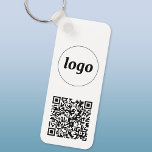 QR-Code für einfache Logos Schlüsselanhänger<br><div class="desc">Fügen Sie Ihr eigenes Logo und QR-Code zu diesem auffallenden minimalistisch beruflichen Design hinzu. Ideal für Mitarbeitermarken oder als Werbeprodukt für Ihre Mitarbeiter,  Kunden und Kunden.</div>