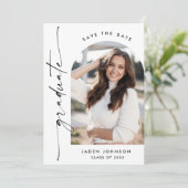 QR-Code für Elegant Minimalistisch Graduation Part Save The Date (Stehend Vorderseite)