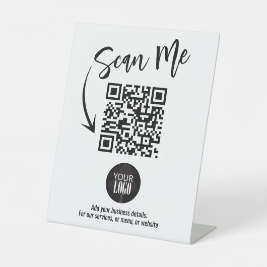 QR-Code für Geschäftstafeln Moderner Logo-Scan Me Sockelschild (Vorderseite)