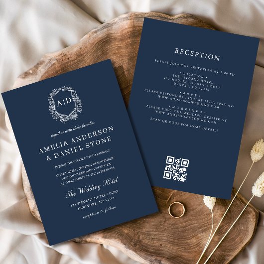 QR-Code für Hochzeiten von Navy Blue Floral Wappen Einladung