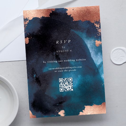 QR-Code für Hochzeiten von weißem Rosenholz RSVP Karte