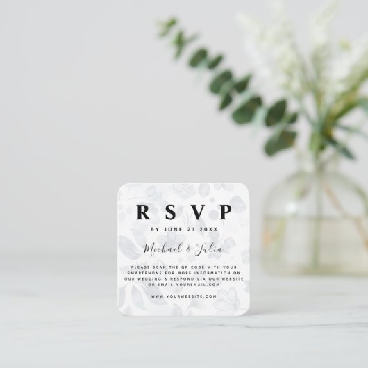 QR-Code für Hochzeitsszenierung RSVP für Navy Blue Begleitkarte (Stehend Vorderseite)