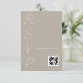 QR-Code für moderne neutrale Hochzeitsszeiten RSVP Karte (Stehend Vorderseite)