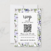QR-Code für moderne Periwinkle White Floral Weddin RSVP Karte (Vorderseite)