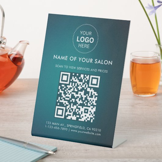 QR-Code für Salon Business und Logo Sockelschild (In Situ)