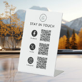 QR-Code für Social Media Sockelschild