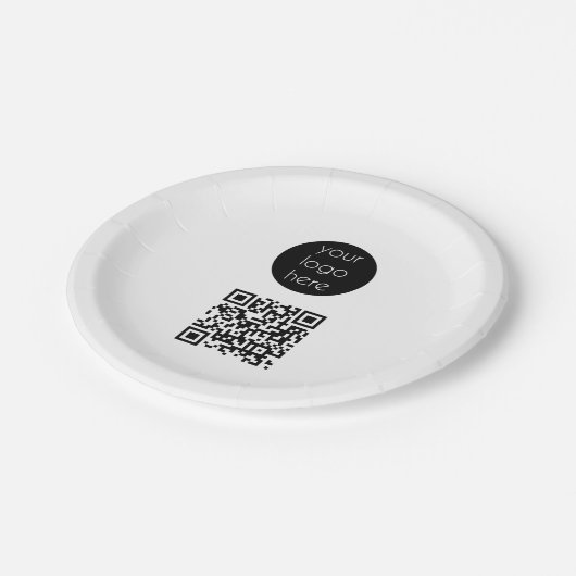 QR-Code für Unternehmen Pappteller (Schrägansicht)