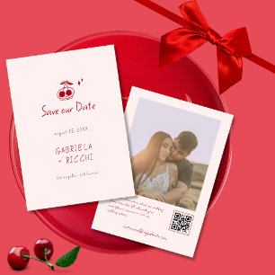 QR-Code für weißes Rosa und rote Hand gezeichnete  Save The Date