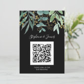 QR Code Gold Eukalyptus Black Wedding Einladung (Stehend Vorderseite)
