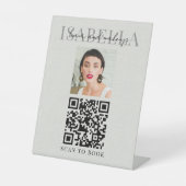QR-Code Haar-Make-up-Artist Faux-Leinen Sockelschild (Vorderseite)