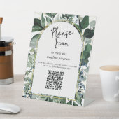QR Code Hochzeitsprogramm Modernes botanisches Grü Sockelschild (In SItu)