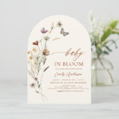 QR-Code in einer Wildblume Baby in Blütendusche Einladung (Stehend Vorderseite)