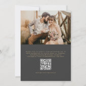 QR Code Kohle Grau Foto Minimalistische Hochzeit Einladung (Rückseite)