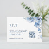 QR-Code | Künstlerische blaue Blumen Begleitkarte (Stehend Vorderseite)