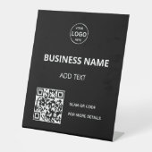 QR-Code-Logo Schwarzes Modern Pedestal-Zeichen Sockelschild (Vorderseite)