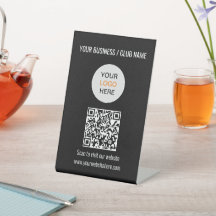QR-Code-Logo-Website Schwarzes Fußball-Zeichen