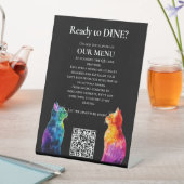 🌈 QR-Code-Menü Purrfectly Yours: Eine Regenbogenl Sockelschild (In Situ)
