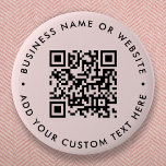 QR-Code | Minimalistisch Rosa Rosa Button<br><div class="desc">Eine einfache,  benutzerfreundliche,  rosa QR Code Round-Button-Button-Vorlage in einem modernen minimalistischen Stil,  die leicht mit Ihrem QR-Code,  Ihrem Firmennamen oder Ihrer Website und dem benutzerdefinierten Text aktualisiert werden kann,  z.B. zum #QRcode #button #business.</div>
