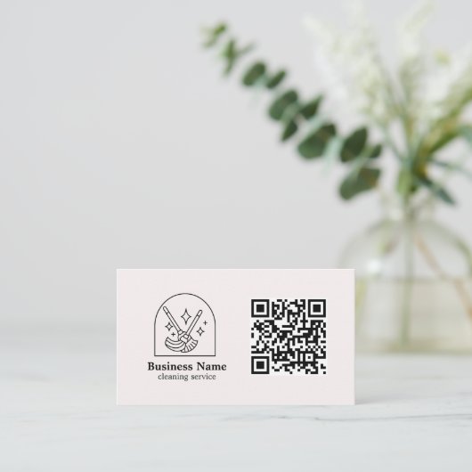 QR-Code Minimalistische Reinigungsdienste Benutzer Visitenkarte (Stehend Vorderseite)