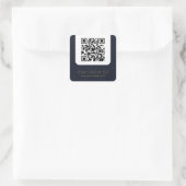 QR Code mit benutzerdefiniertem Text, blau elegant Quadratischer Aufkleber (Tasche)