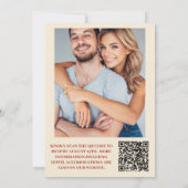 QR Code Modern Groovy Retro 70er Floral Wedding Einladung (Rückseite)