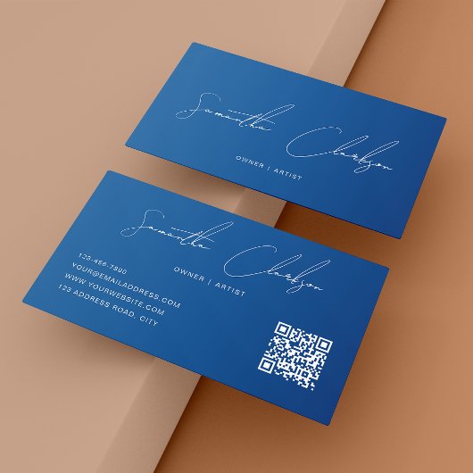 QR-Code Modern Vollblau Handschrift-Skript Visitenkarte