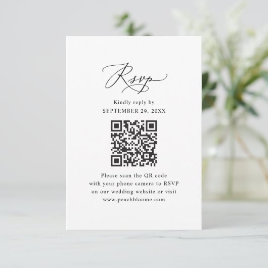 QR-Code Moderne minimalistische Schwarz-Weiß-Hochz RSVP Karte (Stehend Vorderseite)