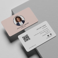 QR-CODE oder Berufliches Logo-Headshot-Foto Rosa