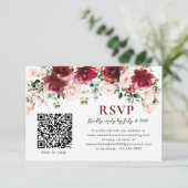 QR Code RSVP Card Burgundy Blush Floral Wedding Karte (Stehend Vorderseite)