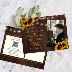 QR-Code rustikale Foto Hochzeit in einem Einladungspostkarte