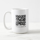 QR Code Scan Me Website Url Template Weiß groß Kaffeetasse (Links)