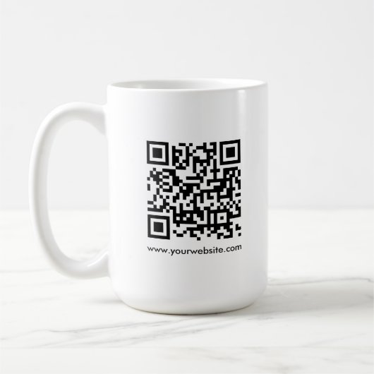 QR Code Scan Me Website Url Template Weiß groß Kaffeetasse (Links)