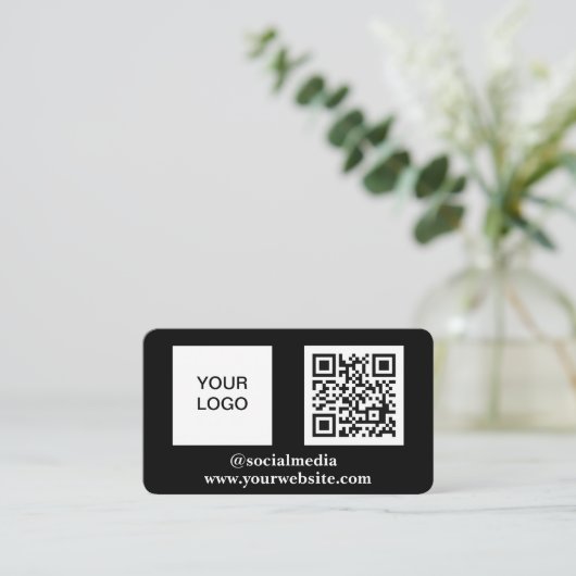 QR Code Scannable Black Beruflich Visitenkarte (Stehend Vorderseite)