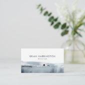 QR-Code Scannable Minimalistisch Soft Gray Waterco Visitenkarte (Stehend Vorderseite)