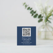 QR Code Scannable Navy Blue Quadratische Visitenkarte (Stehend Vorderseite)