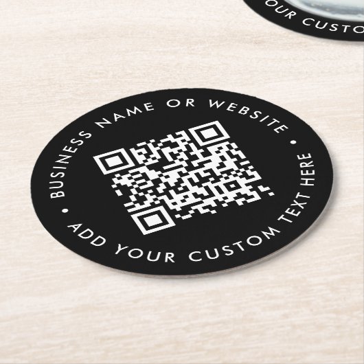 QR-Code | Scannen Sie Me Black Modern Stylish Busi Runder Pappuntersetzer (Angewinkelt)