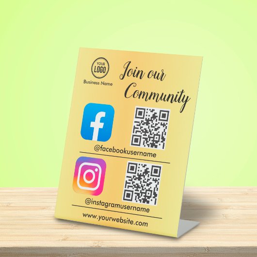 QR Code Scanner To Connect On Social Media Golden Sockelschild