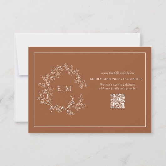 QR Code Terracotta Leafy Wappen Monogram Wedding RSVP Karte (Rückseite)