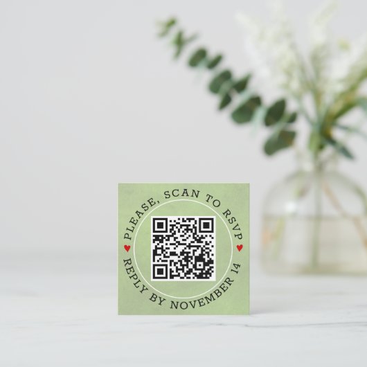 QR-Code UAWG färbt Salbei grün und Herz Hochzeit Begleitkarte (Stehend Vorderseite)