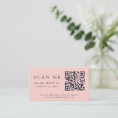 QR-Code und Hochzeitsplatz Blush Pink & Navy Blue  Begleitkarte (Stehend Vorderseite)