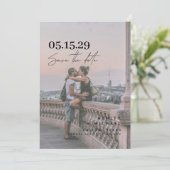 QR Code Vellum Overlay Modernes Skript 5 Foto Save The Date (Stehend Vorderseite)