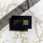 QR-Code-Visitenkarte für Schwarz und Gold Visitenkarte<br><div class="desc">Erstellen Sie Sofortverbindungen mit einer schlanken QR-Visitenkarte in schwarz und gold, die klare Kontaktdaten mit einem scannbaren Code verbindet, der zu einer Website, zu Gesellschaftern, Rezensionen oder einer Buchungsseite führt. Das kontrastreiche Layout behalte Namen, E-Mails, Telefone und Webadressen auf einen Blick lesbar, während das dedizierte Codpanel das Scannen in Meetings...</div>