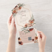 QR-Code von Boho Rust & Neutralfall Floral Creme All In One Einladung (Abreißen)