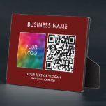QR-Code-Vorlage für benutzerdefinierte Firmenlogos Fotoplatte<br><div class="desc">Laden Sie hier den QR-Code Ihres Unternehmens hoch und fügen Sie Text-Slogan Elegant Modernes,  individuelles Template Horizontal Dunkelrot Tabletop Plaque mit Easel hinzu.</div>