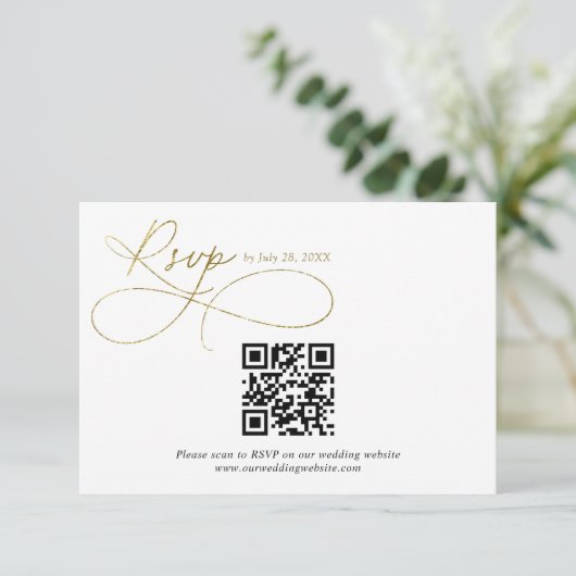 QR Code White and Gold Script Calligraphy Wedding RSVP Karte (Stehend Vorderseite)