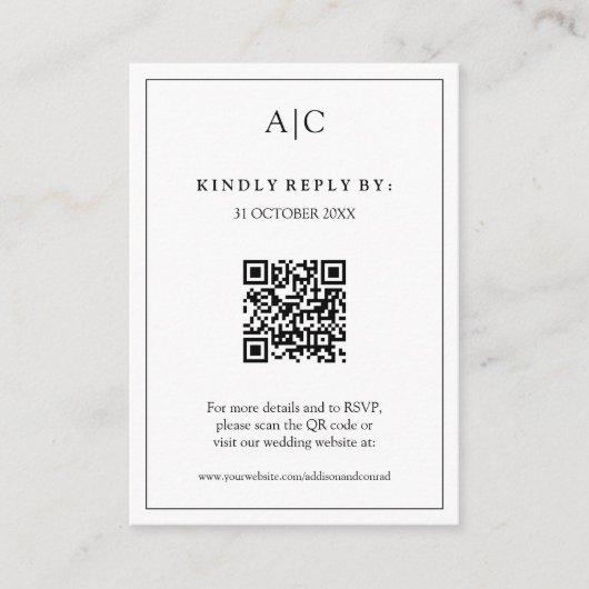 QR Code White Monogram Wedding RSVP Begleitkarte (Vorderseite)