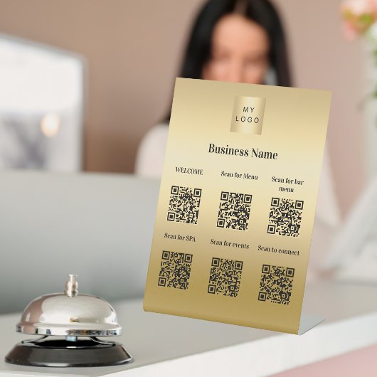 QR-Codes Gastinformation Hotel Resort Gold Sockelschild